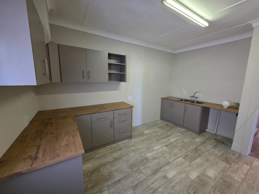 To Let 3 Bedroom Property for Rent in Jordania Free State
